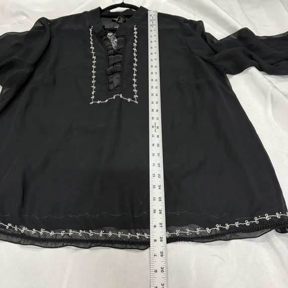 Lane Bryant Black Embroidered Sheer Blouse Top Womens Plus Size 22/24 - Picture 4 of 6